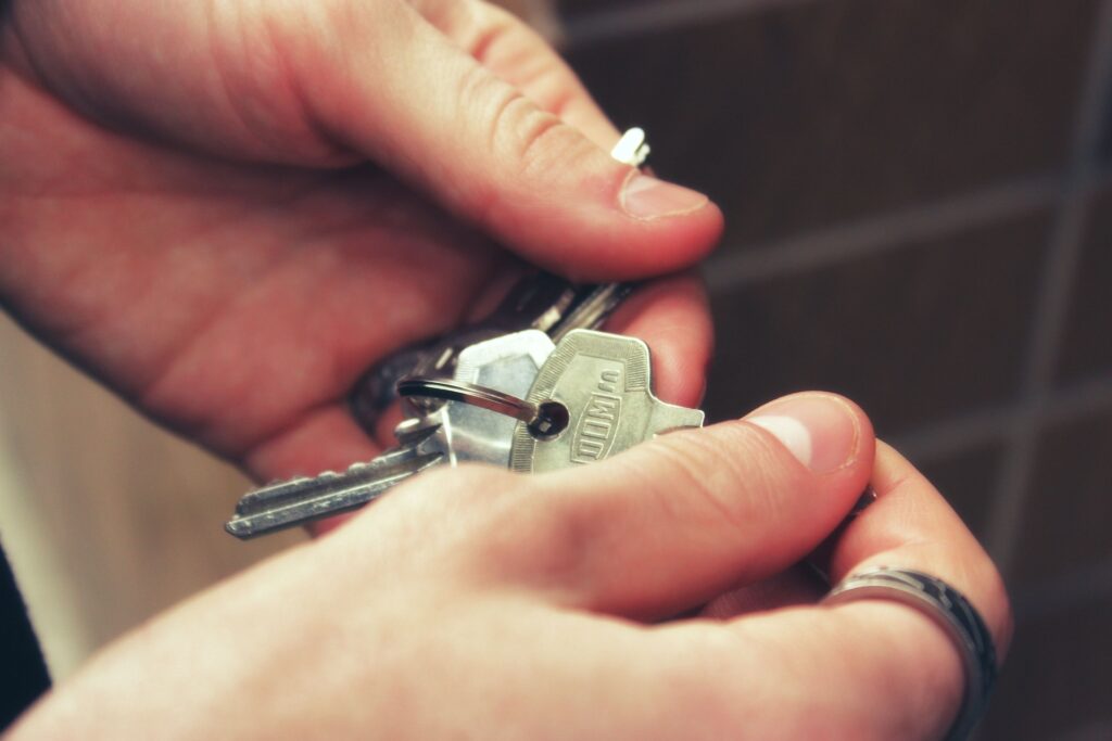 Do I Need a Solicitor to Sell My House?